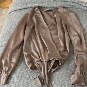 Abercrombie and Fitch mauve bodysuit silk long sleeves size small